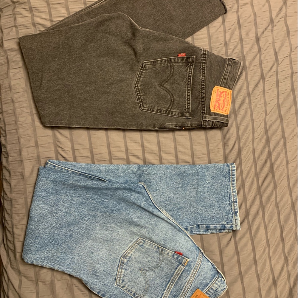 Levi’s 501 original fit 27W x 30L